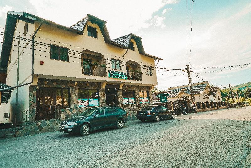 Cazare in Maramures - PENSIUNEA ECO TIM - Moisei