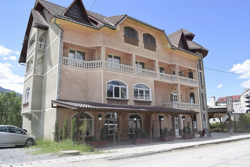 Cazare in Maramures - HANUL PIETROSU - Borsa