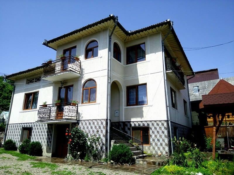 Cazare in Maramures - PENSIUNEA MAR - Poienile Izei