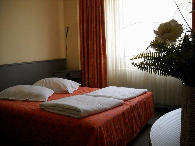 Cazare in Maramures - HOTEL MM 10 - Baia Mare