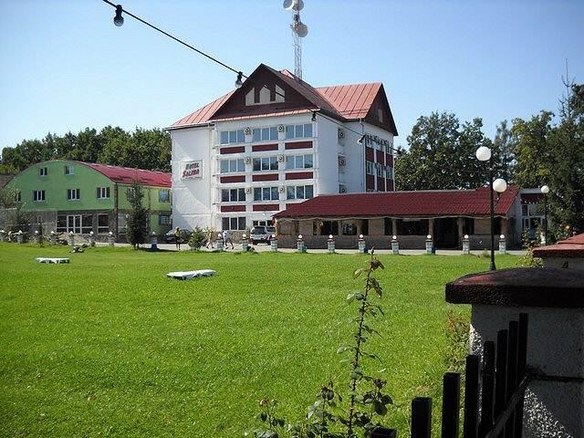 Cazare in Maramures - HOTEL SALINA - Ocna Sugatag