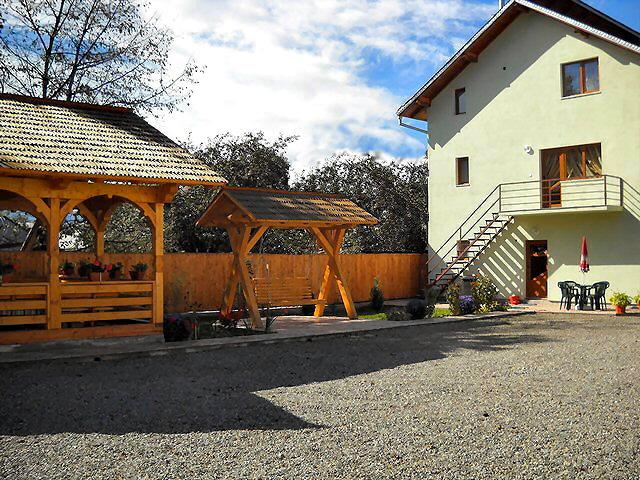 Cazare in Maramures - PENSIUNEA CARMEN - Borsa