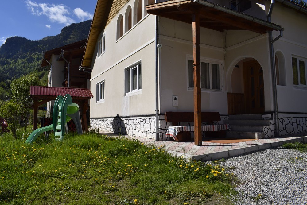 Cazare in Maramures - CASA Ileana - Borsa