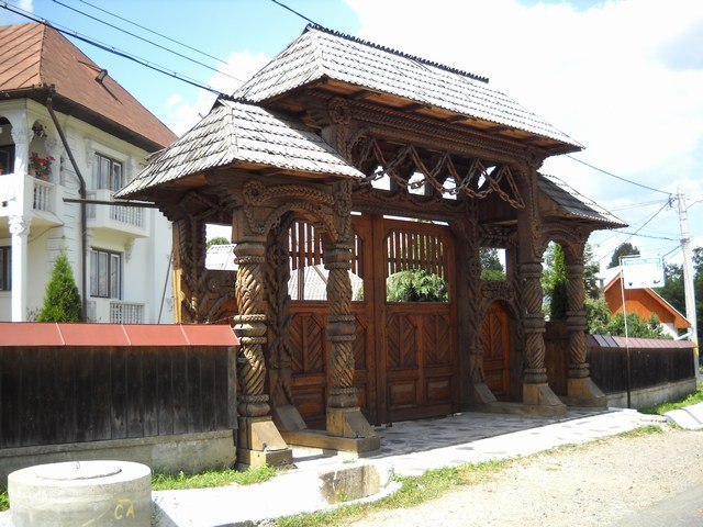 Cazare in Maramures - PENSIUNEA DENISA - Valeni