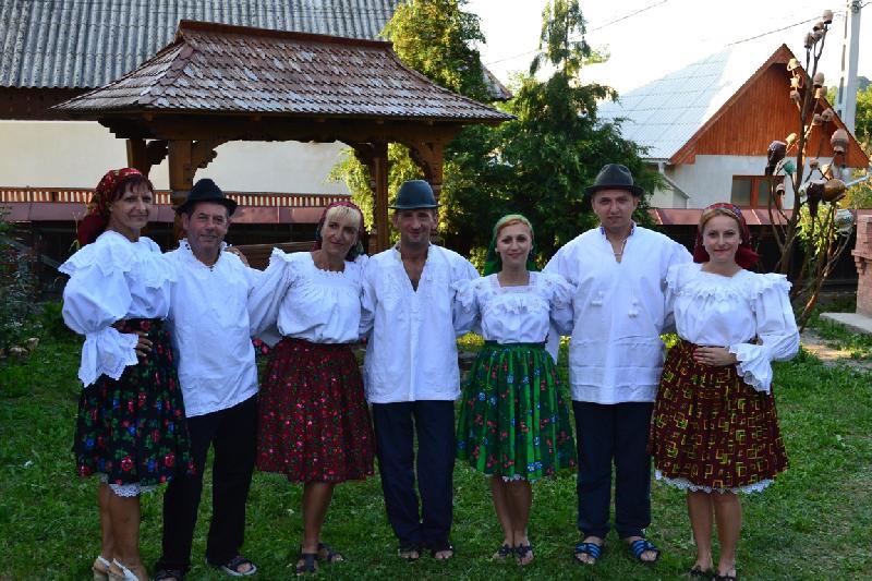 Cazare in Maramures - PENSIUNEA DENISA - Valeni