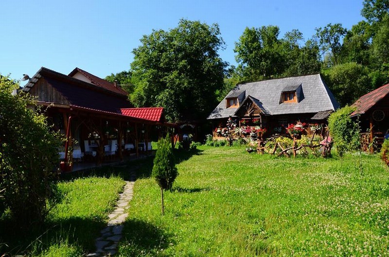 Cazare in Maramures - PENSIUNEA RUSTIC ONCESTI MARAMURES - Oncesti