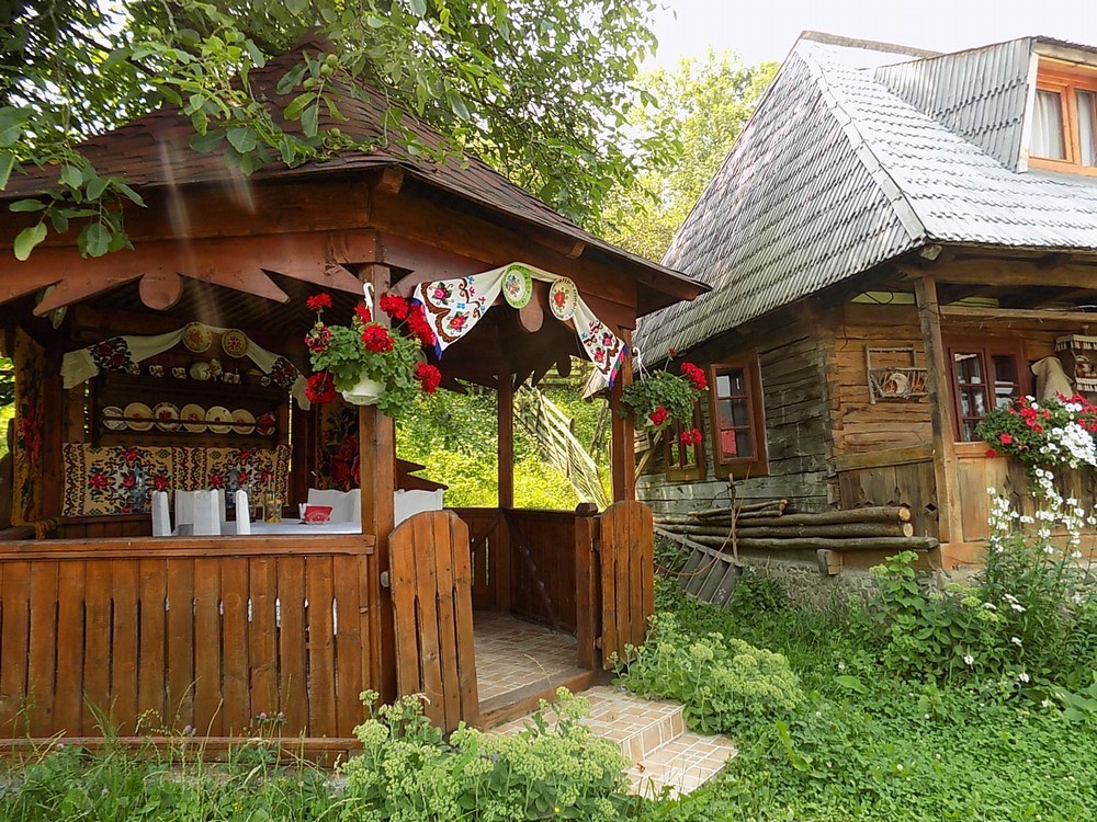 Cazare in Maramures - PENSIUNEA RUSTIC ONCESTI MARAMURES - Oncesti