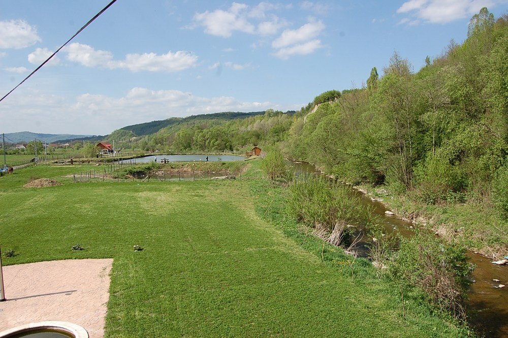 Cazare in Maramures - PENSIUNEA COSAU - Calinesti