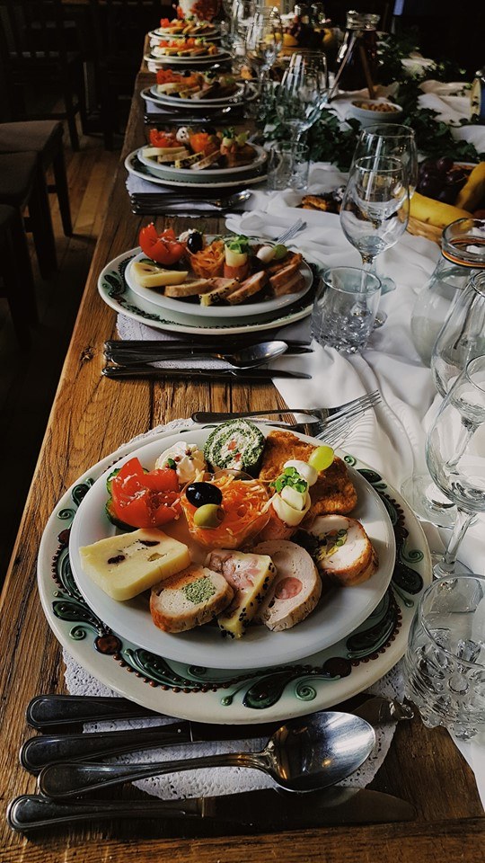 Cazare in Maramures - HANUL TEILOR - Danesti