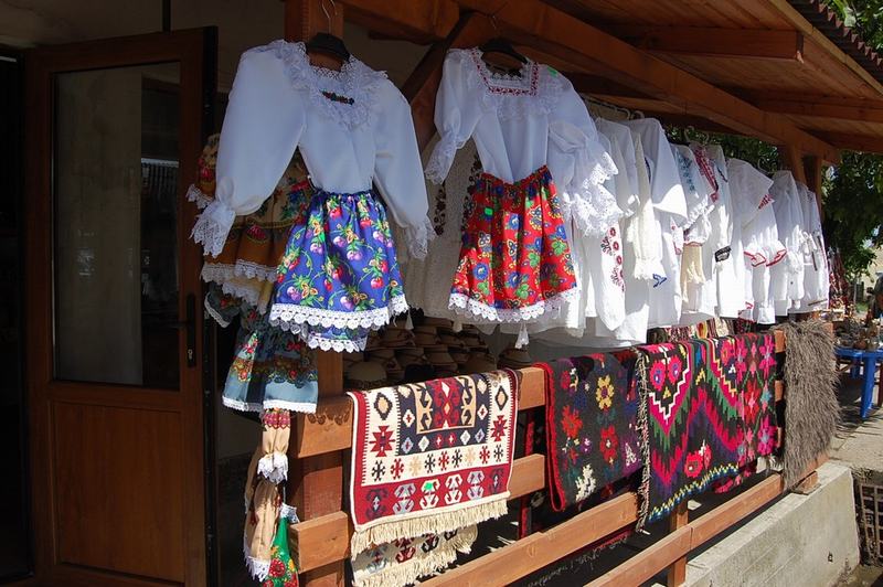 Cazare in Maramures - MAGAZIN ARTIZANAT MARAMURESENESC - Sapanta