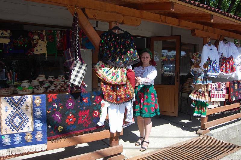 Cazare in Maramures - MAGAZIN ARTIZANAT MARAMURESENESC - Sapanta