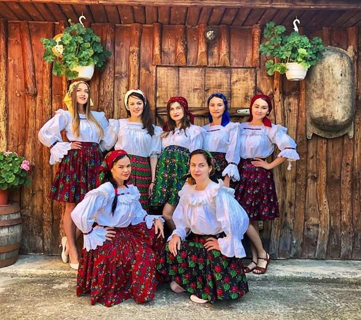 Cazare in Maramures - PENSIUNEA LA URSANU - Calinesti