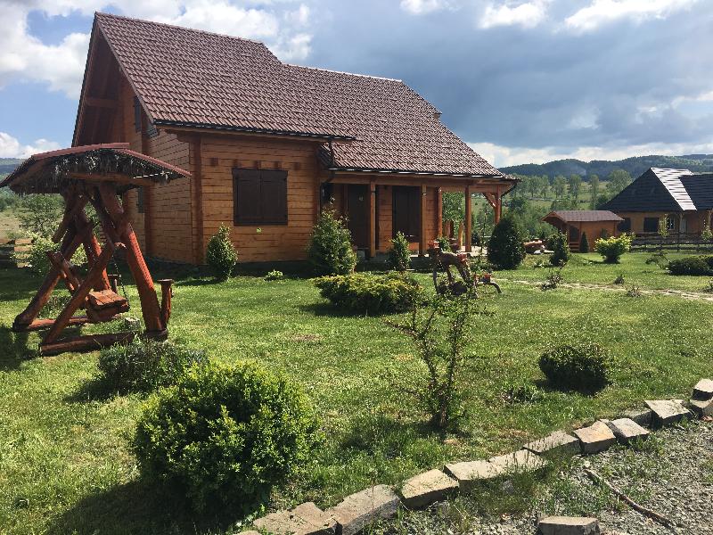 Cazare in Maramures - CASA PASCU - Budesti