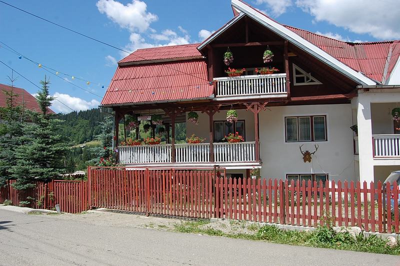 Cazare in Maramures - PENSIUNEA IOANA CSERVENSCHI - Borsa