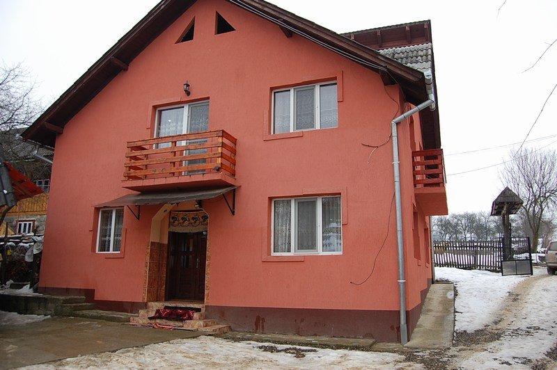 Cazare in Maramures - CASA MARIA - Poienile