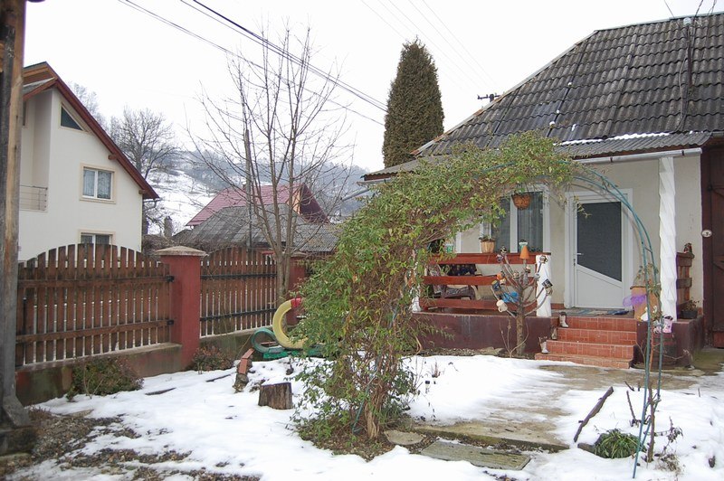 Cazare in Maramures - CASA GODJA - Valeni