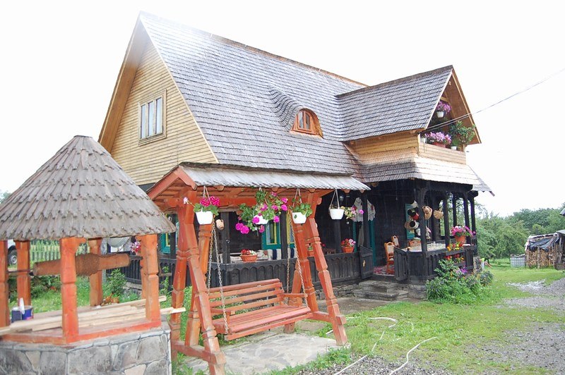 Cazare in Maramures - CASA BUNICILOR - Breb