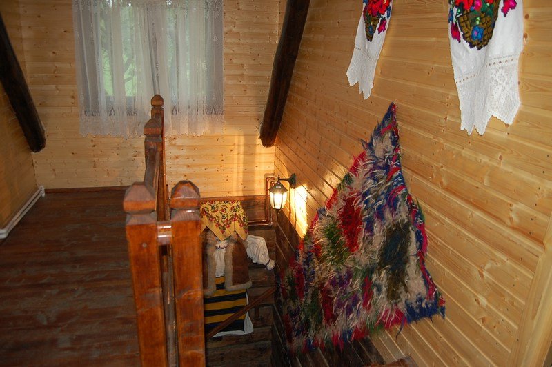 Cazare in Maramures - CASA BUNICILOR - Breb