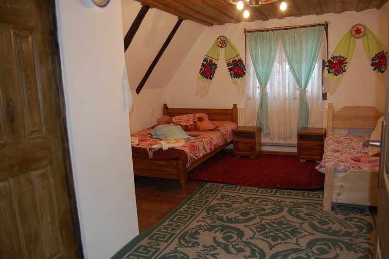 Cazare in Maramures - CASA BUNICILOR - Breb