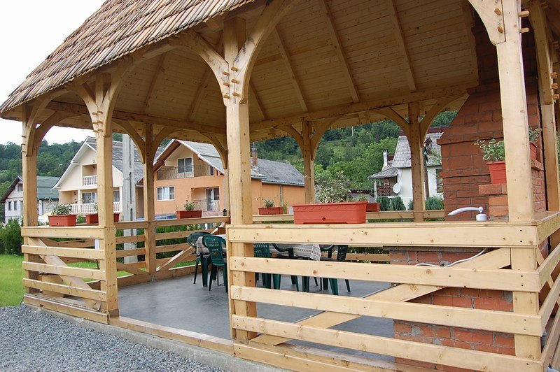 Cazare in Maramures - PENSIUNEA CASA RALUCAI - Moisei