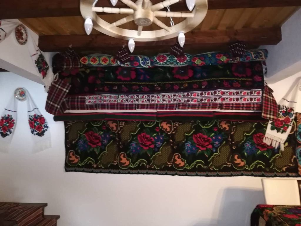 Cazare in Maramures - Pensiunea Casa Mariuca - Breb