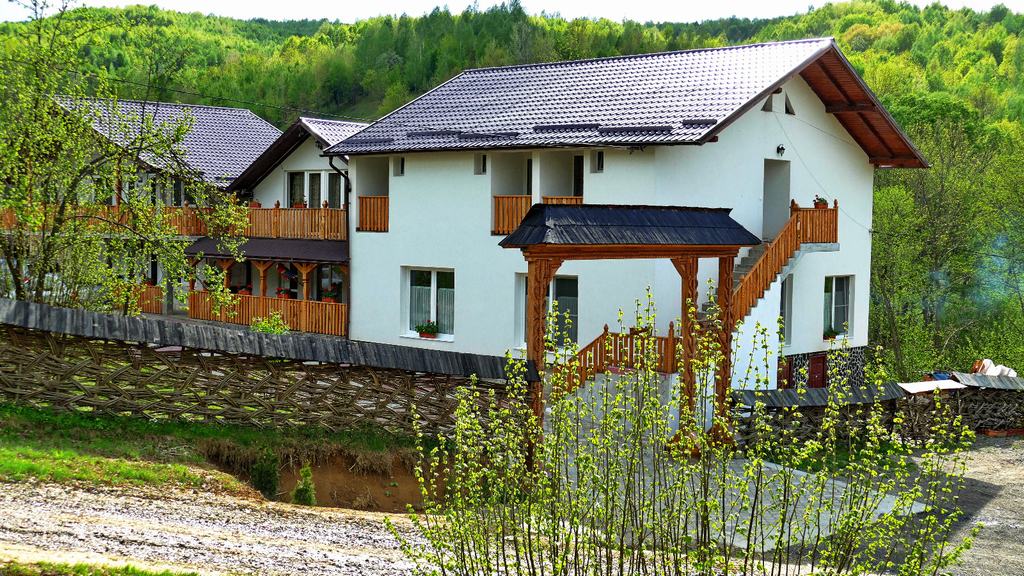 Cazare in Maramures - Casa Papitu - Vadu Izei