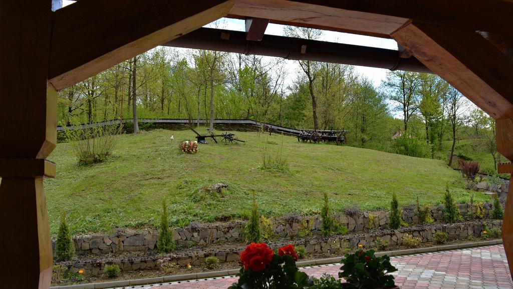 Cazare in Maramures - Casa Papitu - Vadu Izei