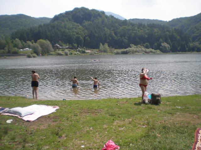 Cazare in Maramures - PENSIUNEA CAPRIOARA - Firiza