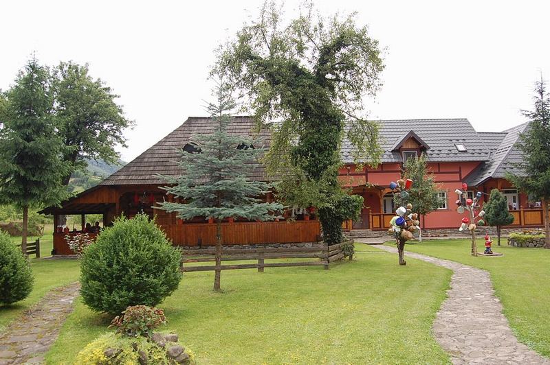 Cazare in Maramures - PENSIUNEA TURLAS - Salistea De Sus